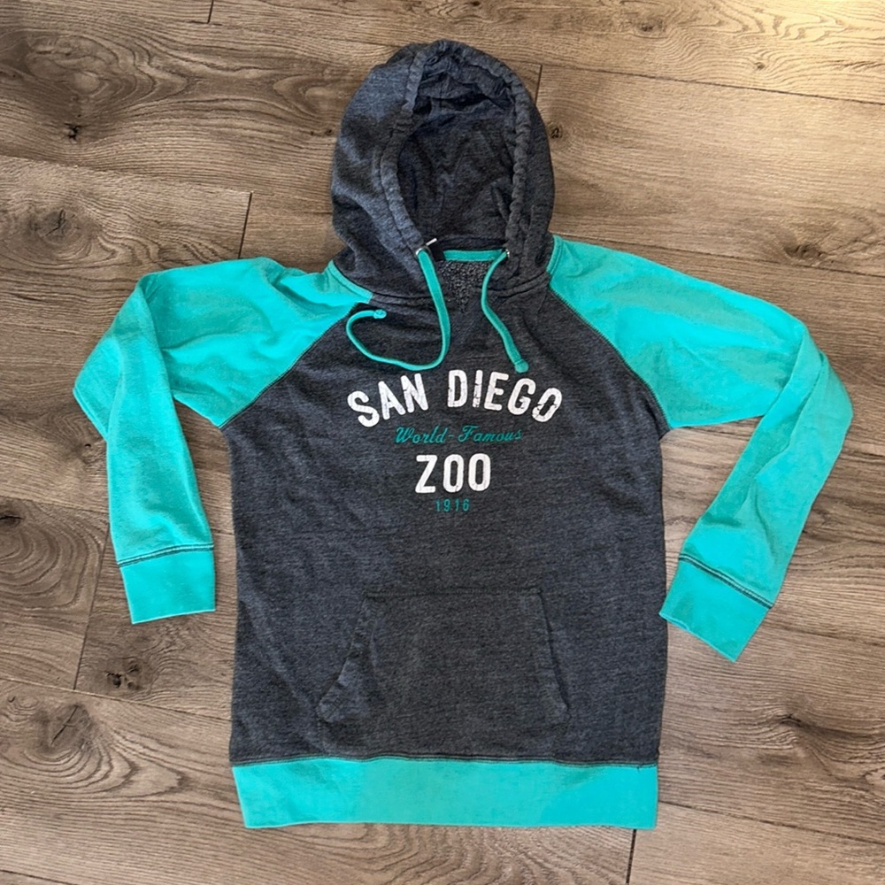San Diego Zoo Hoodie Pullover Sweatshirt size Medium